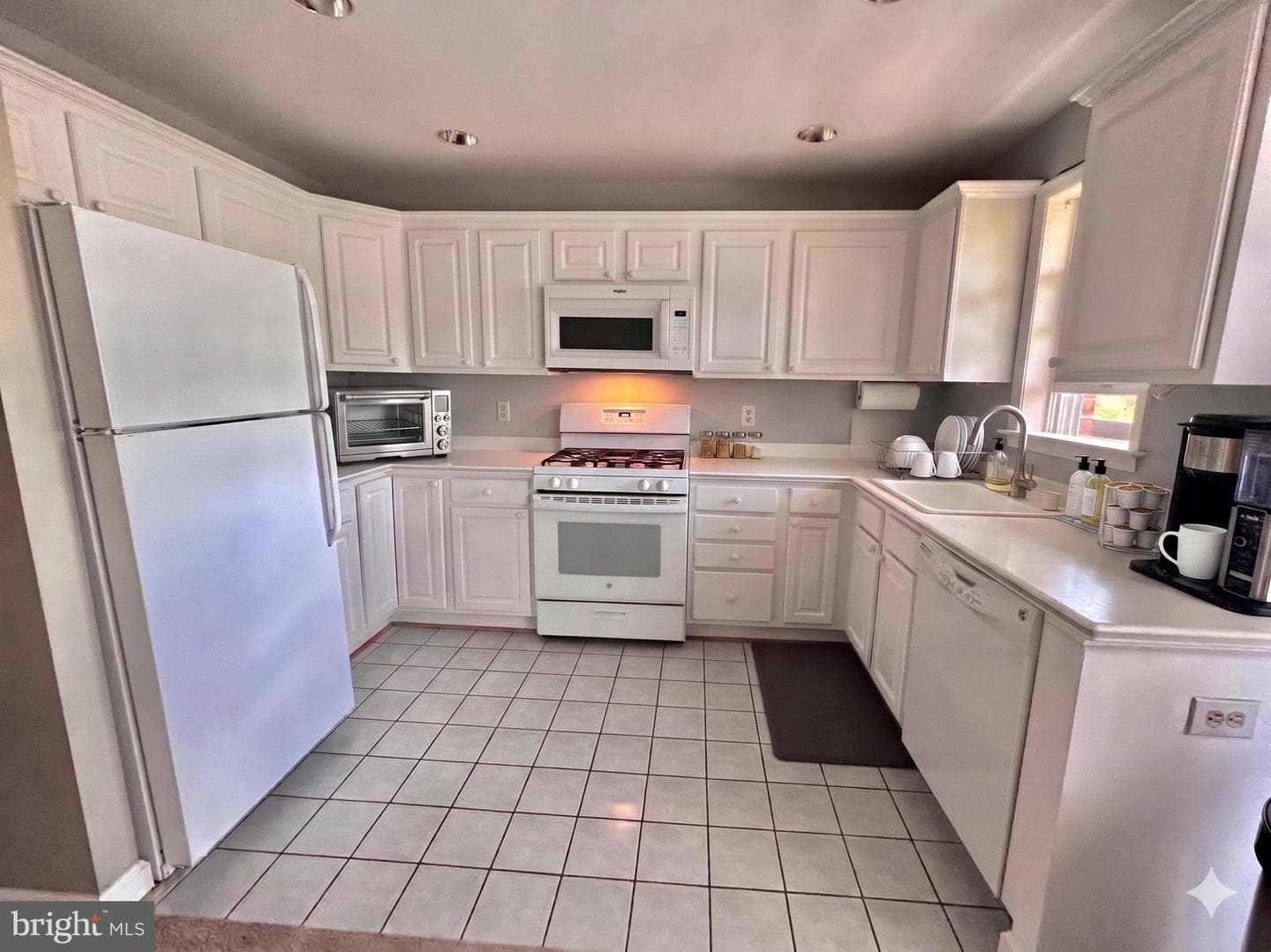 6924 Fairfax Drive #330 photo 7