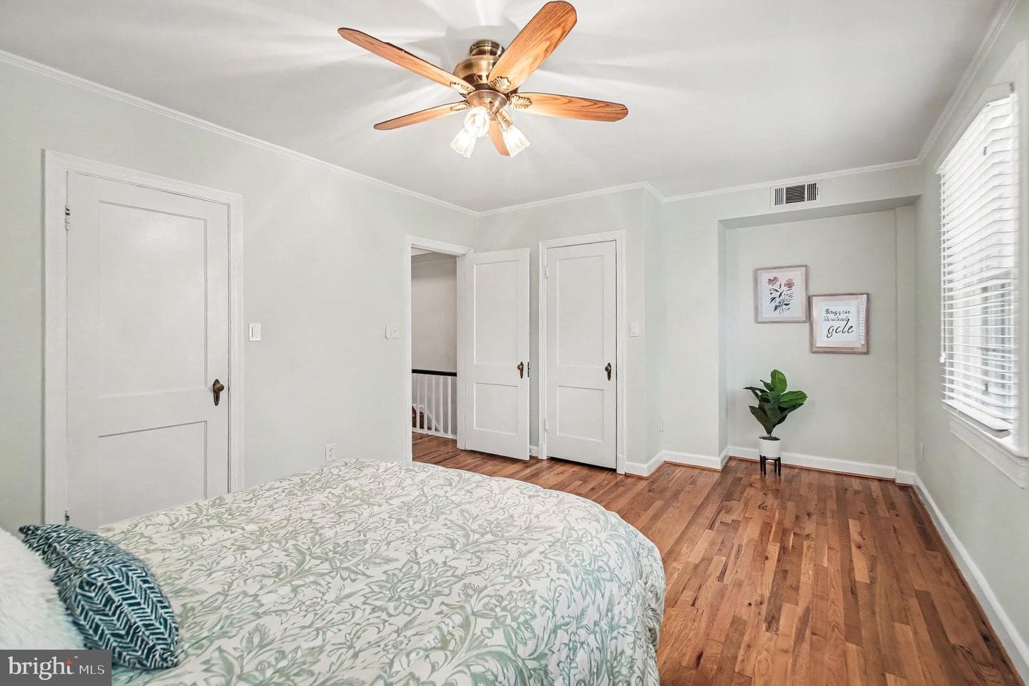 1400 S Barton Street #419 photo 13