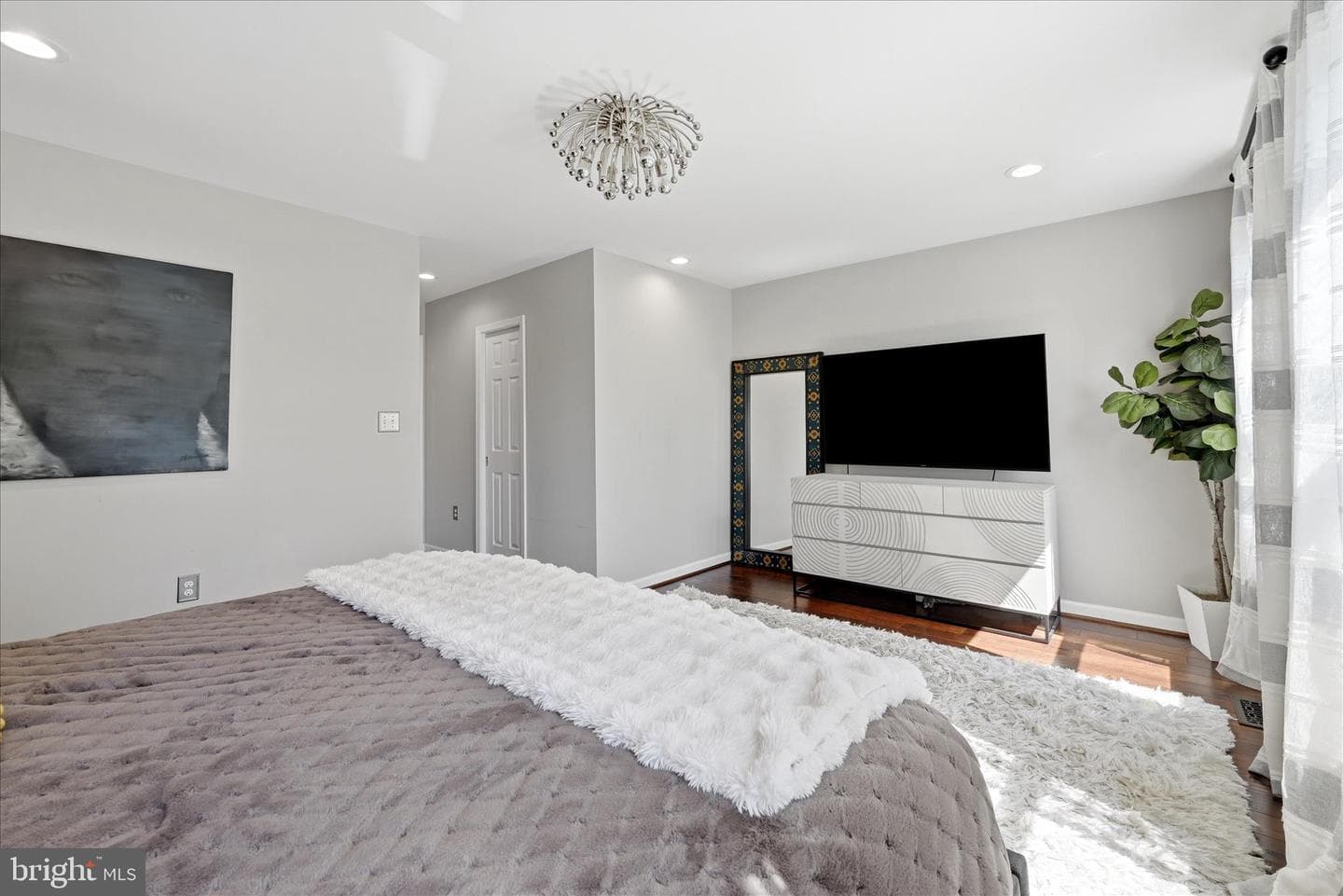 1902 N Nelson Street N photo 21