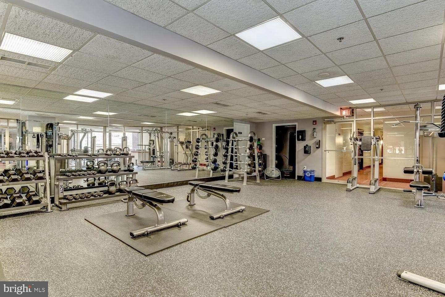 1276 N Wayne Street #625 photo 2