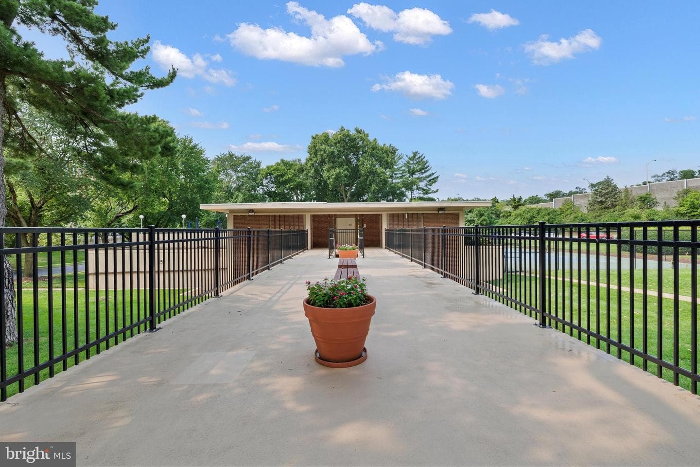 1300 Army Navy Drive #320 photo 19