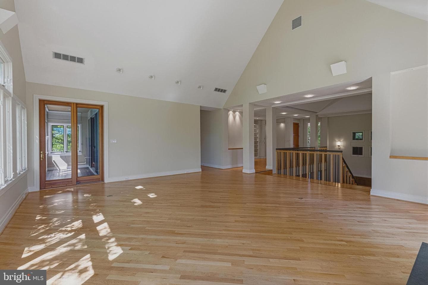 3190 N Woodrow Street photo 5