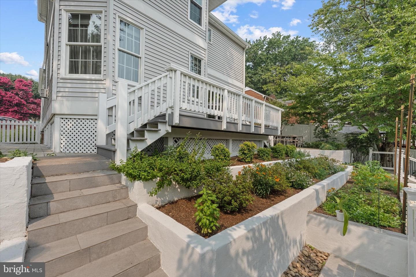 2719 N Edison Street photo 30