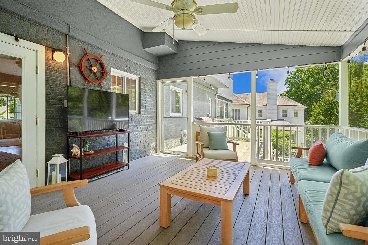 3536 N Dickerson Street photo 9