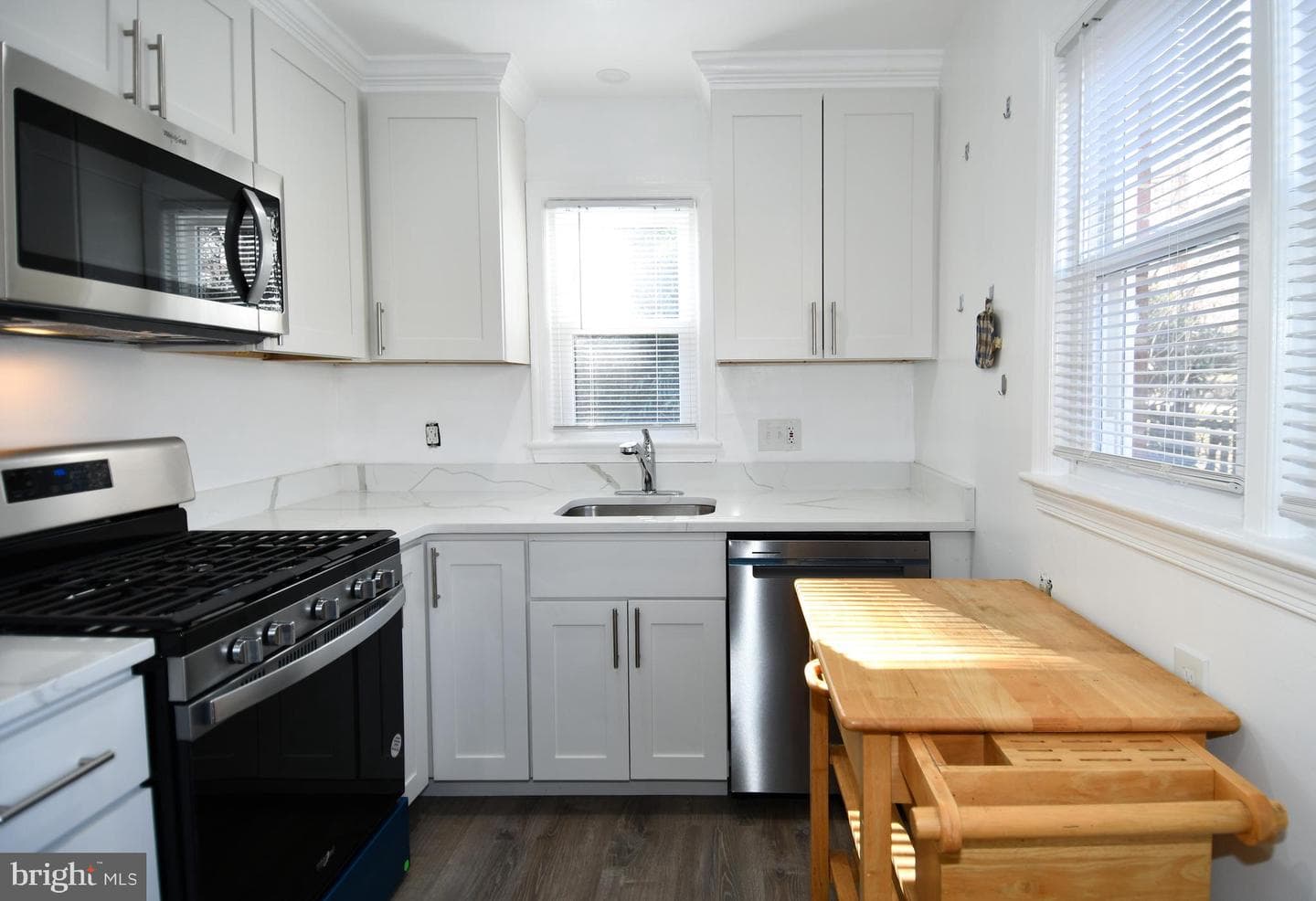 1316 S Dinwiddie Street, Arlington