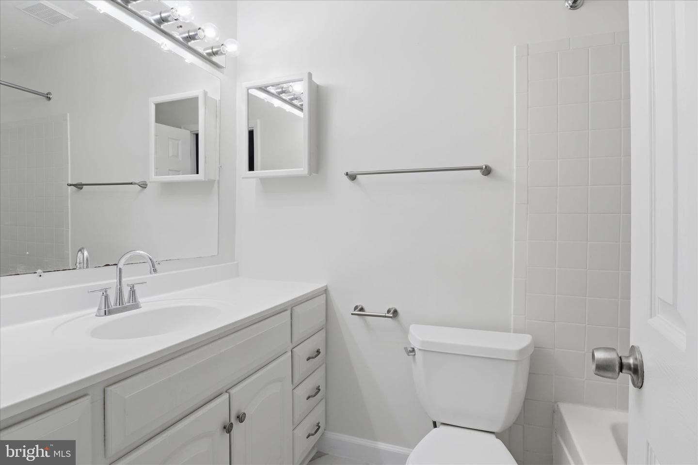 656 15th Street S #2 photo 21