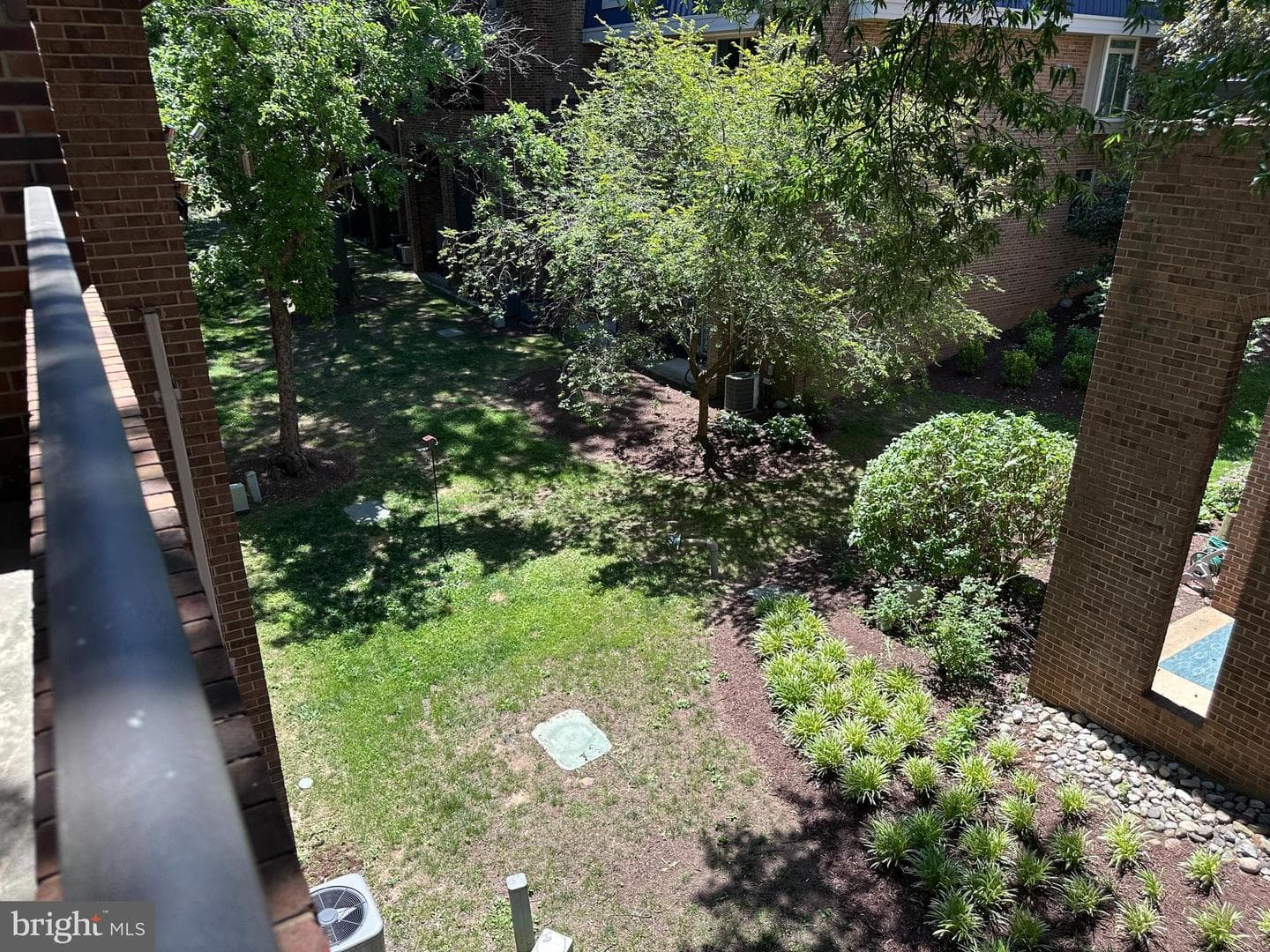 656 15th Street S #2 photo 29