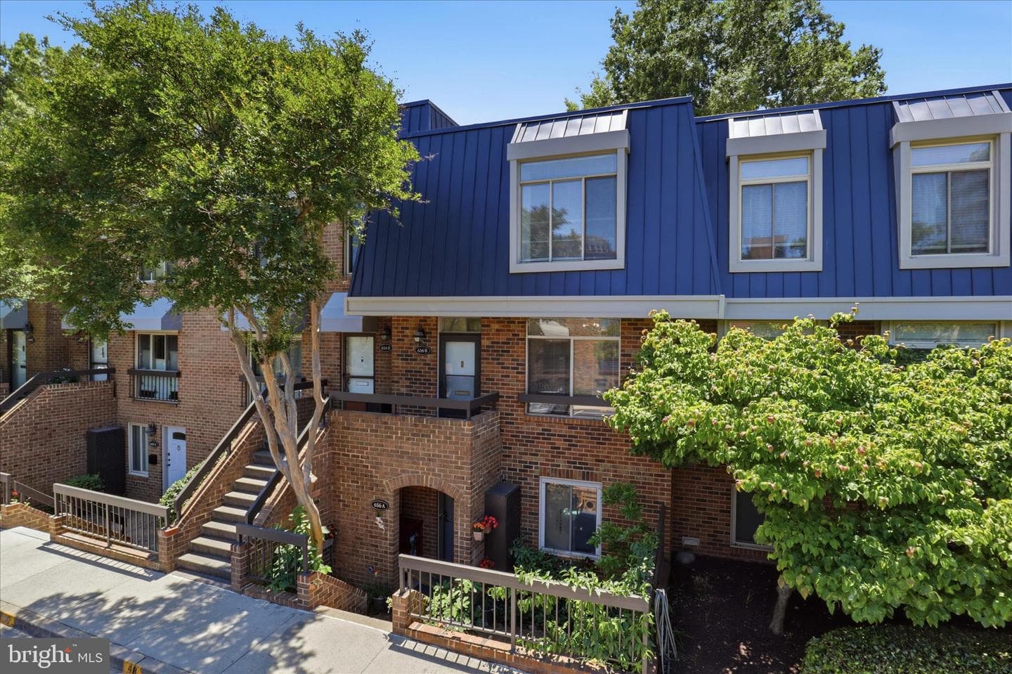 656 15th Street S #2 photo 3