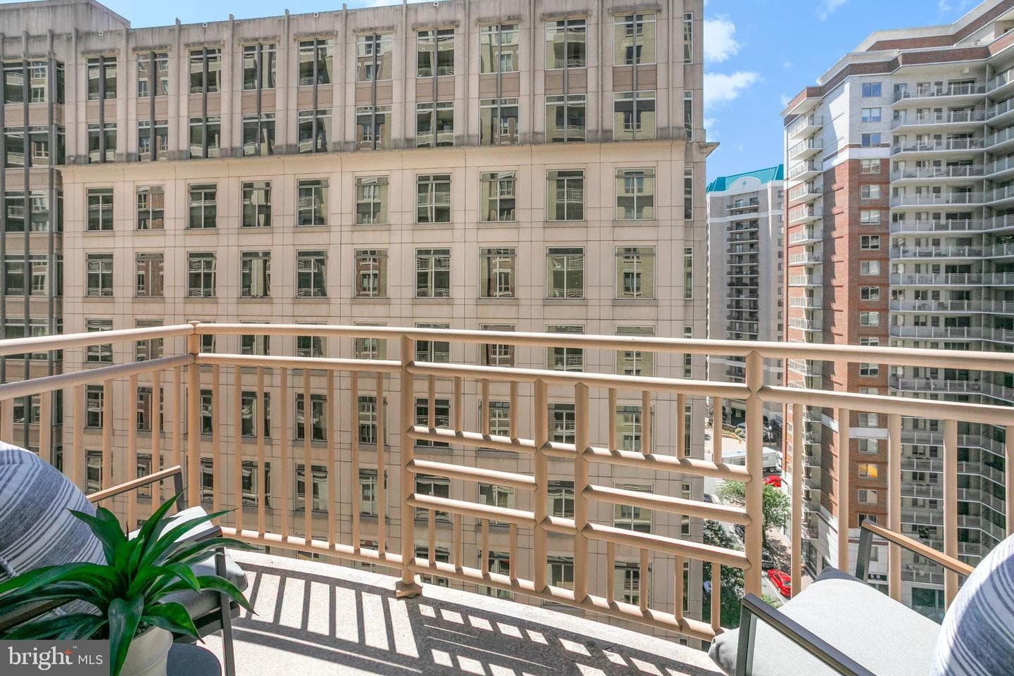 888 N Quincy Street #1203 photo 10