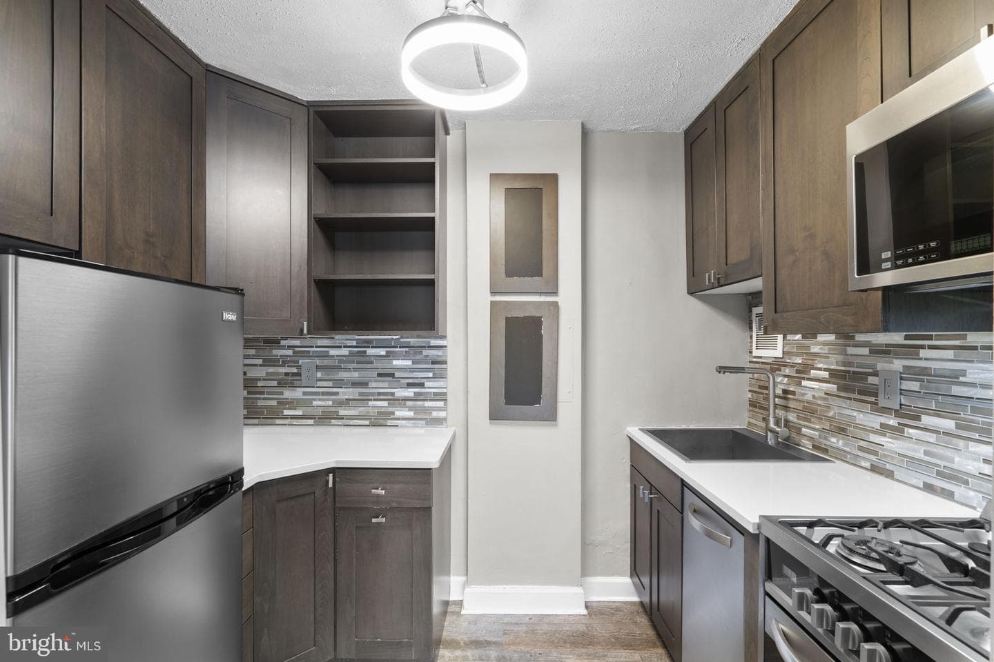 1021 Arlington Blvd # 806 photo 11