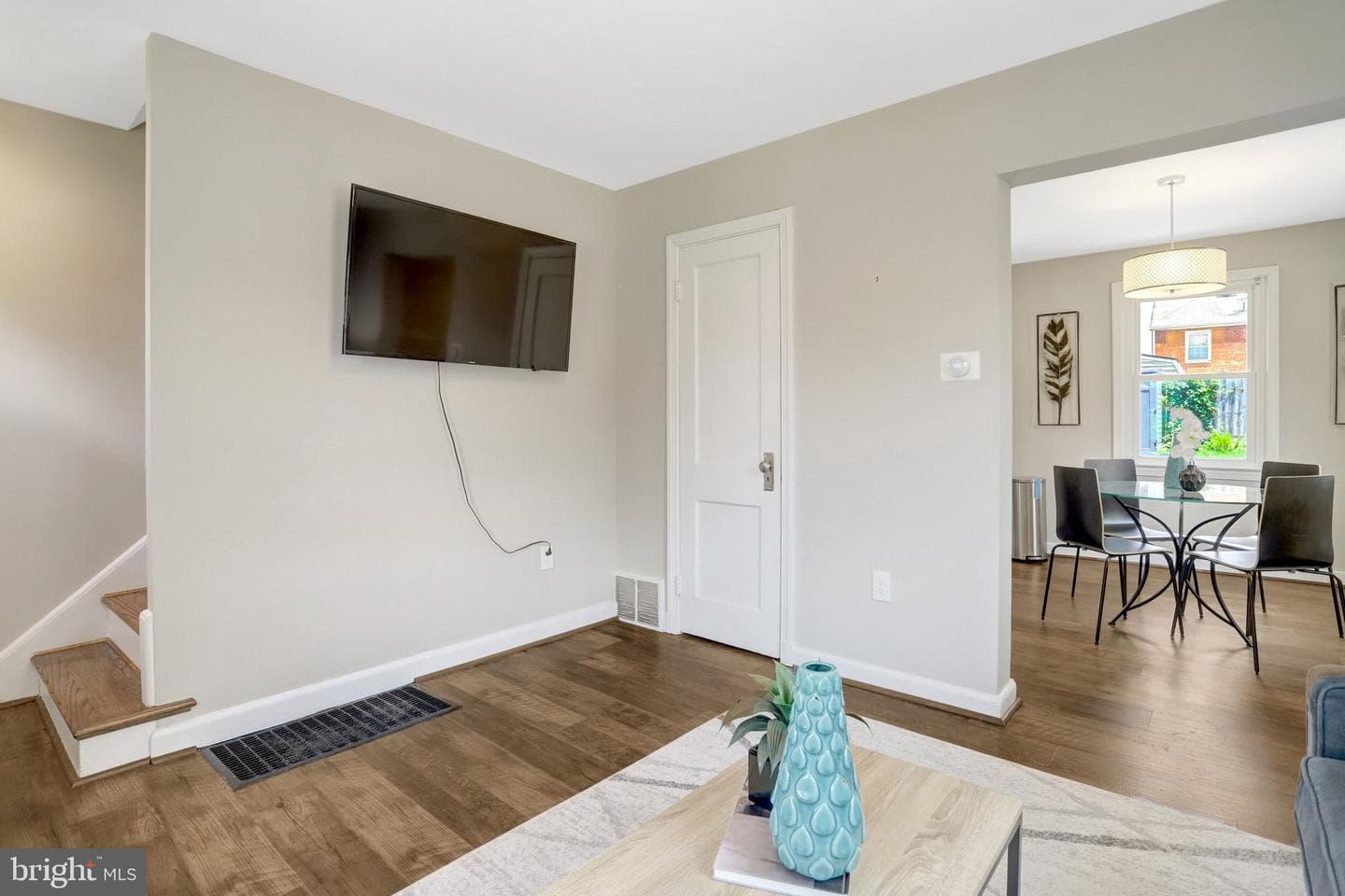 2139 S Oxford Street photo 8