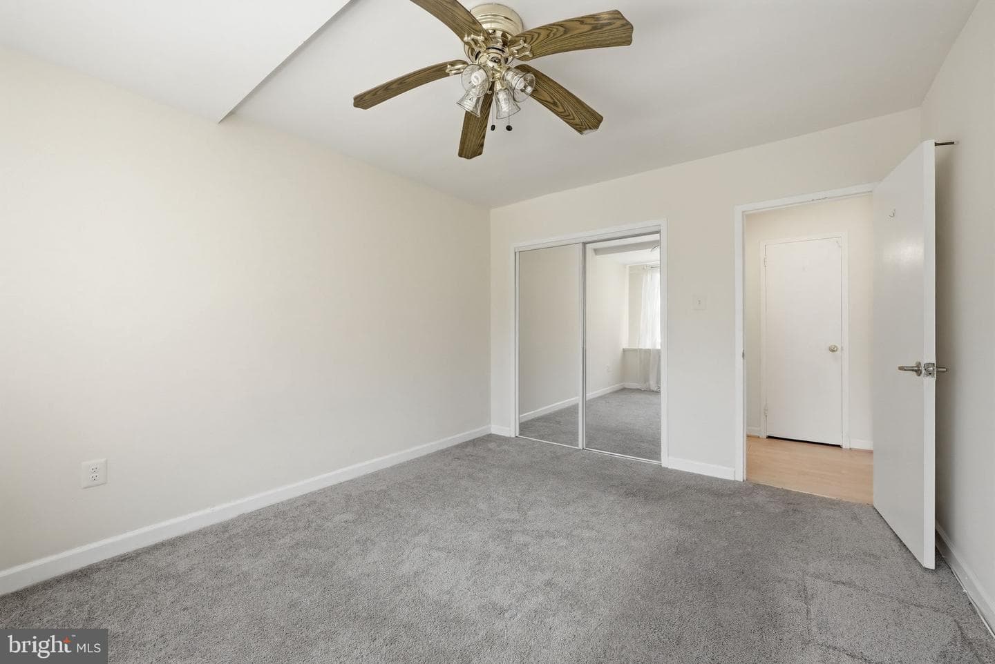 1111 Arlington Boulevard #604 photo 14