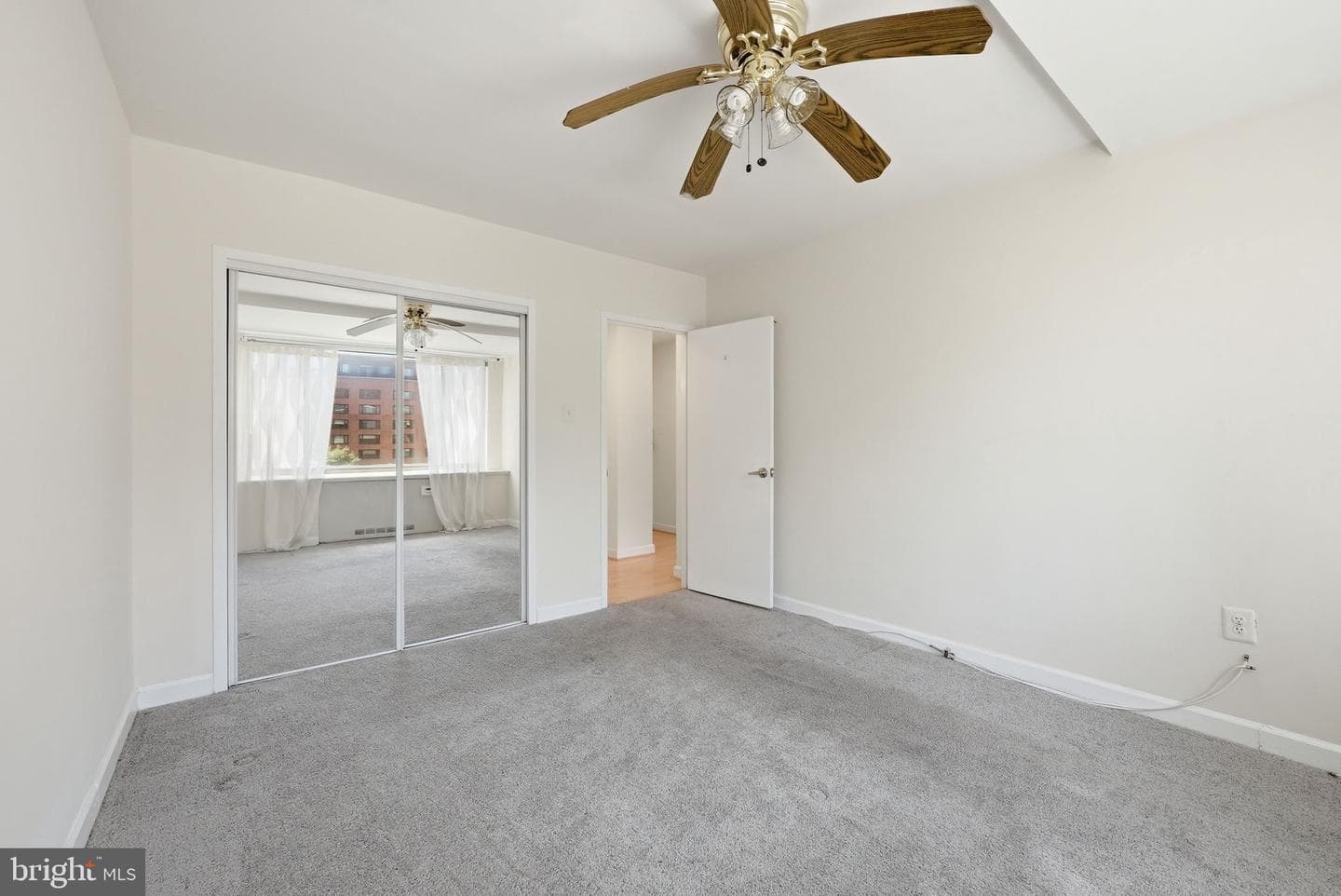 1111 Arlington Boulevard #604 photo 15
