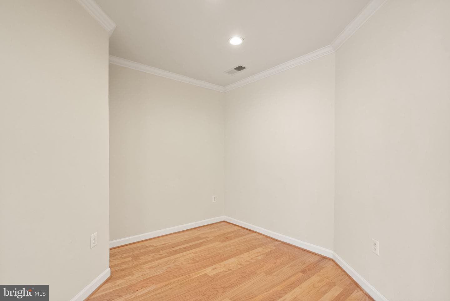 1321 N Adams Court #201 photo 26