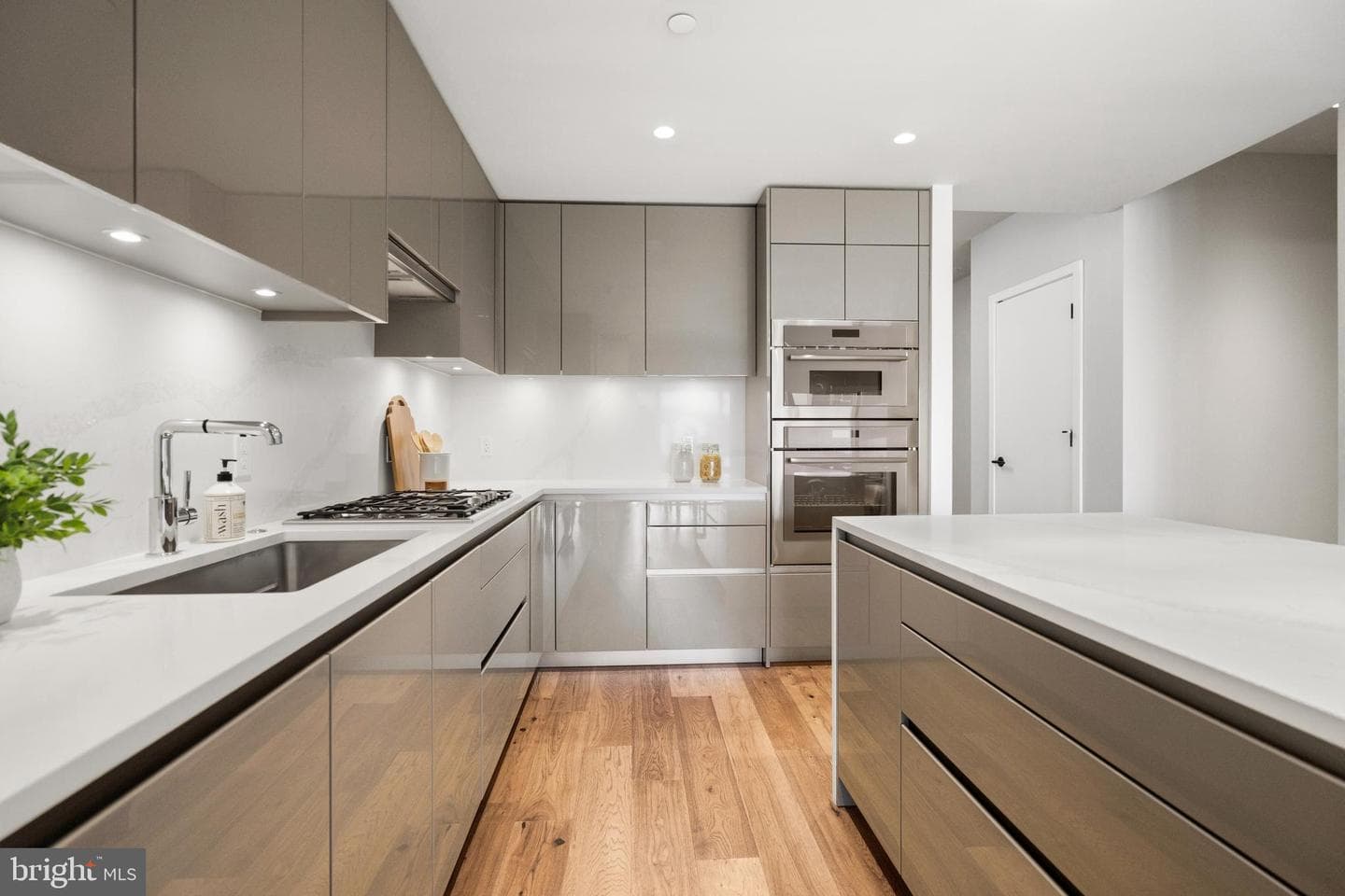 1781 N Pierce Street #501 photo 12