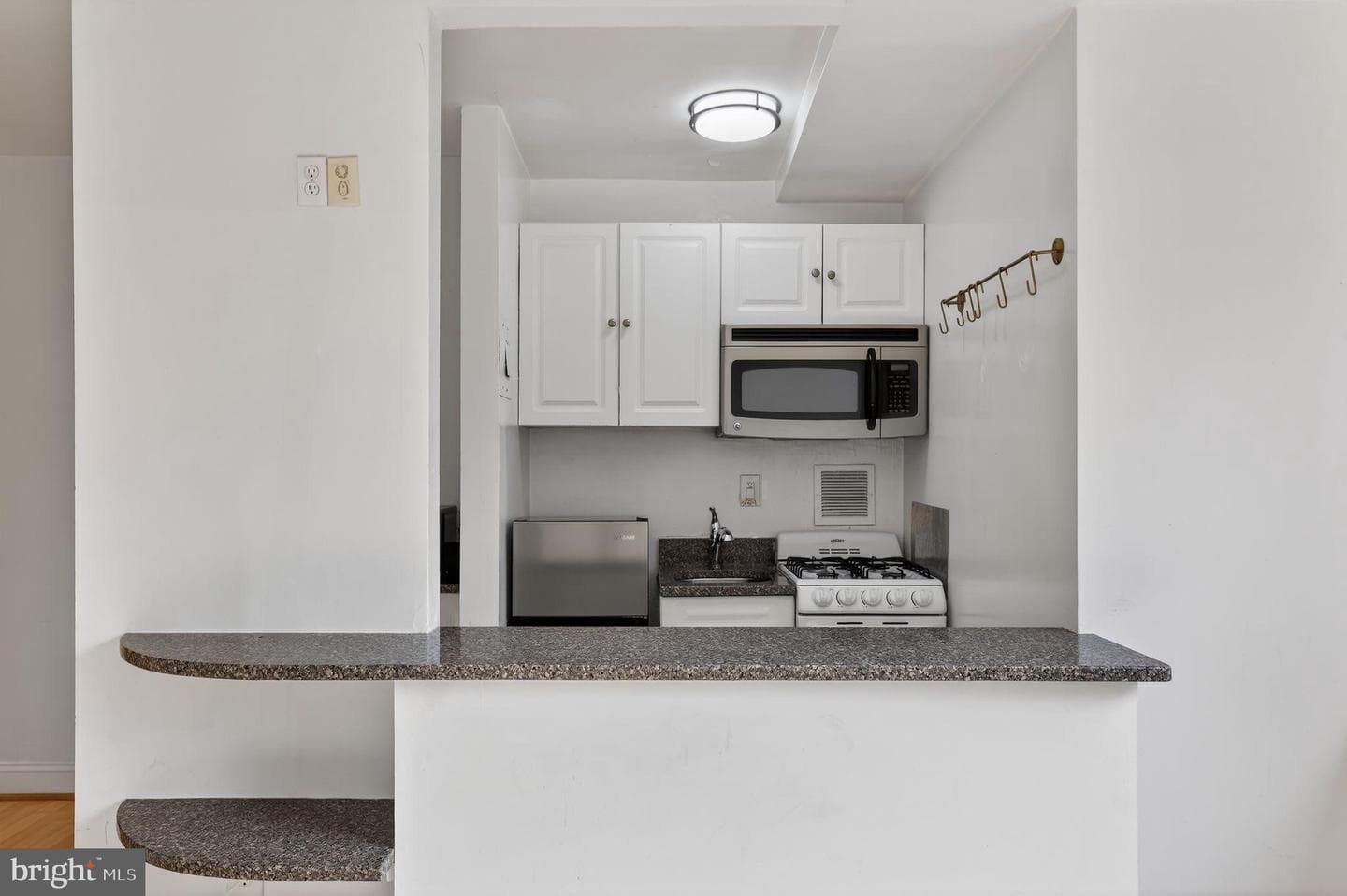 1111 Arlington Blvd # 213 photo 10