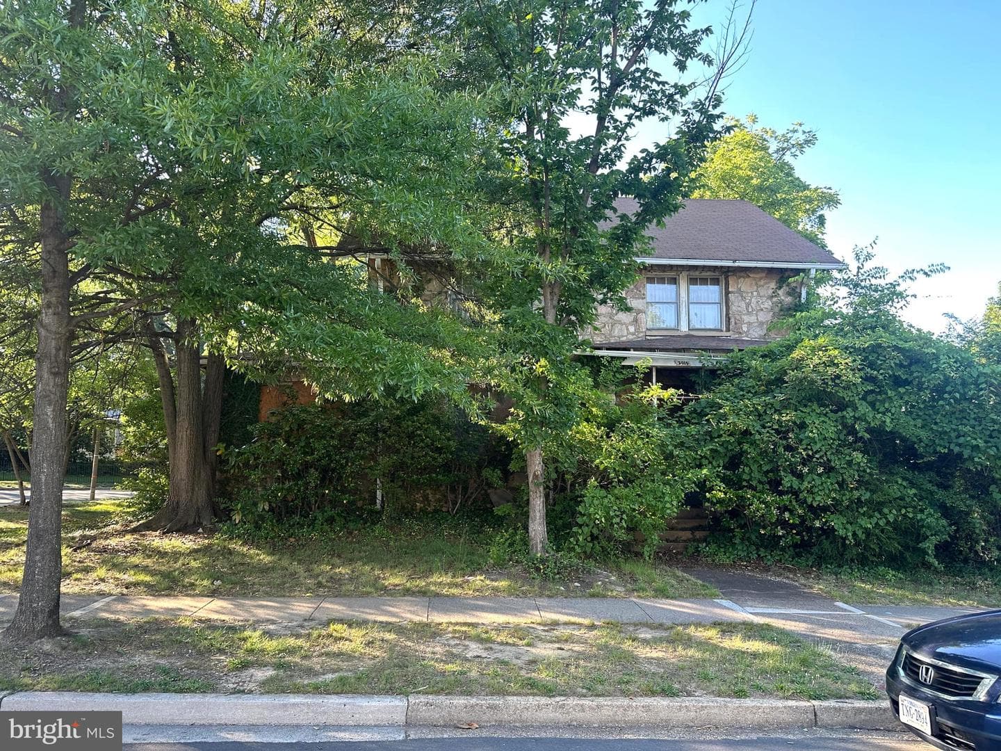 2915 Key Boulevard photo 5