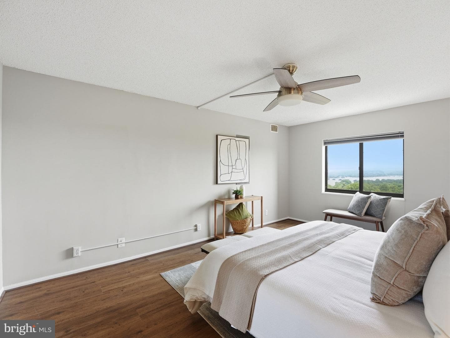 1600 N Oak Street #1119 photo 18