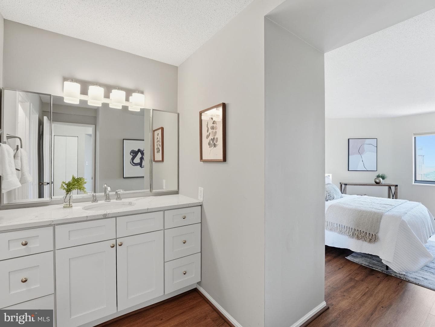 1600 N Oak Street #1119 photo 27