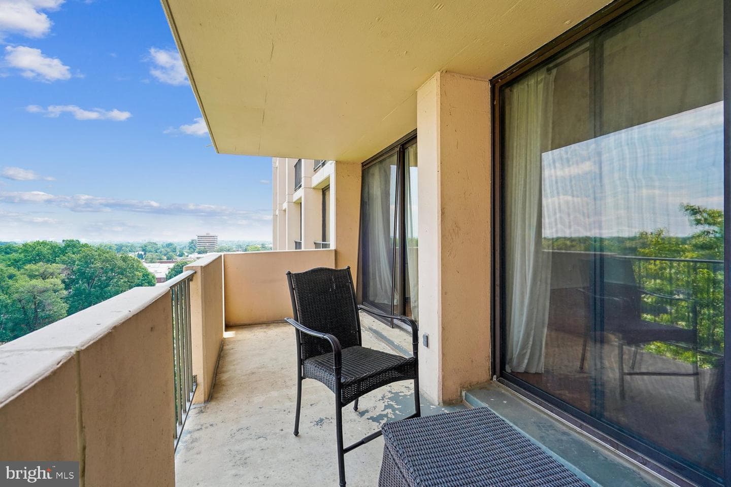 4141 N Henderson Road #904 photo 12