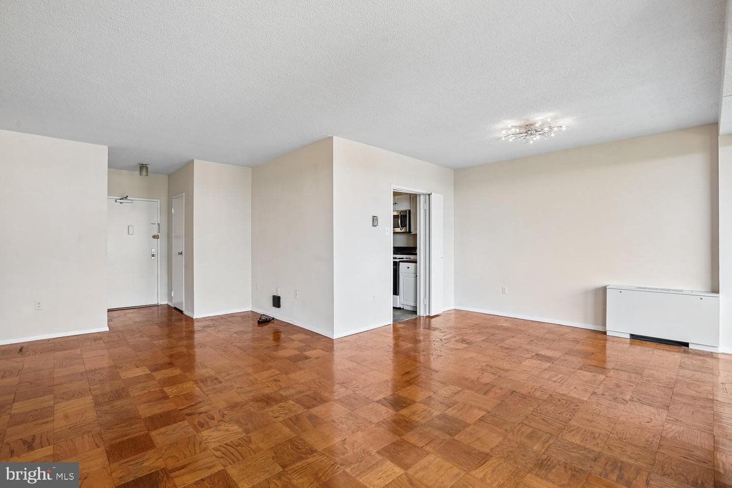 4141 N Henderson Road #904 photo 13