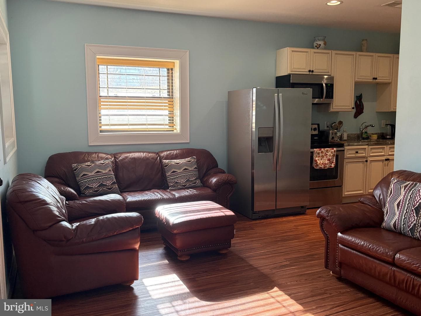 2445 S Kenwood Street photo 57