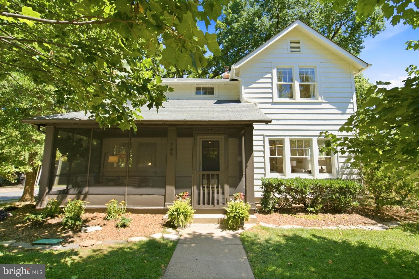 745 26th Street S, Arlington