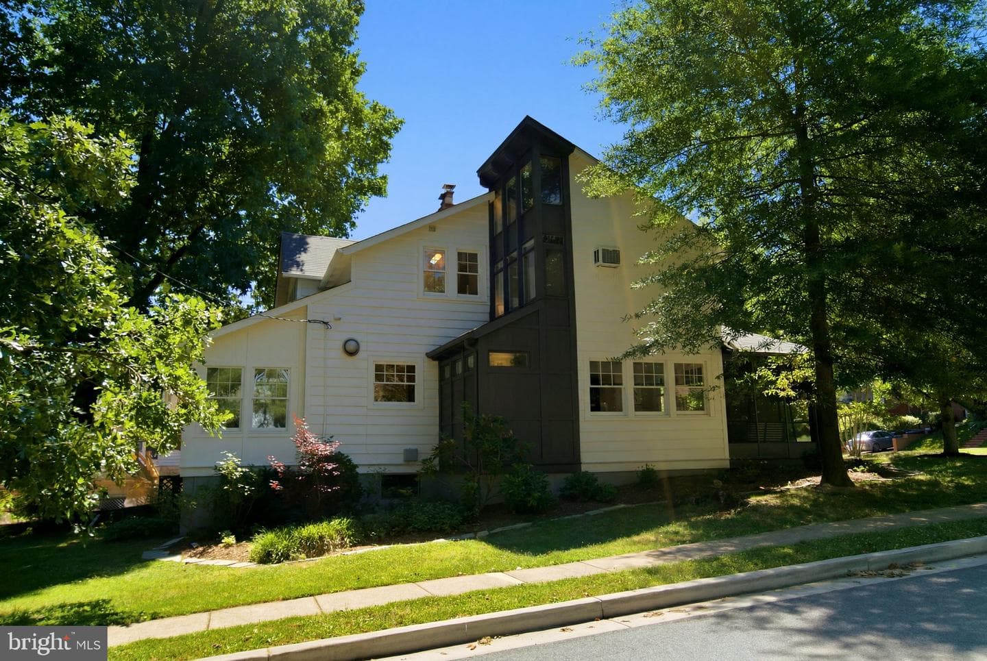745 26th Street S, Arlington