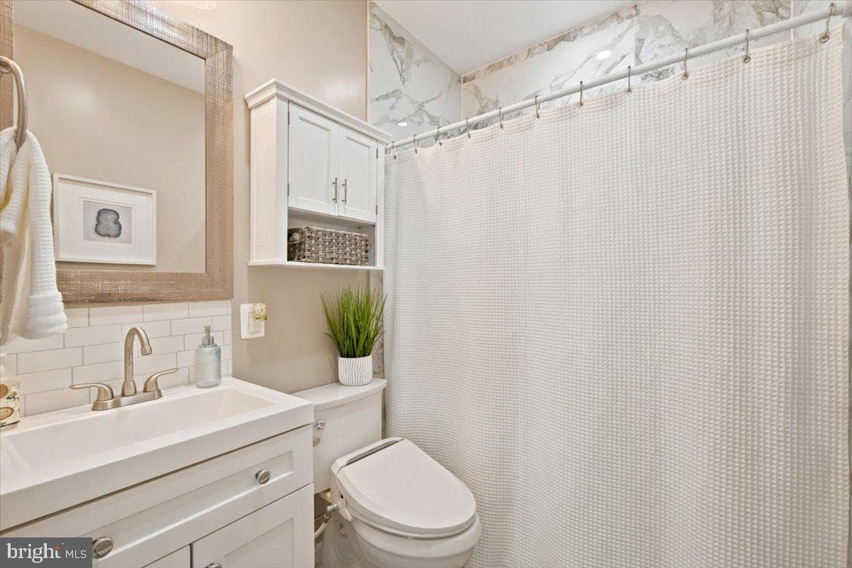 2800 S Arlington Ridge Road photo 25