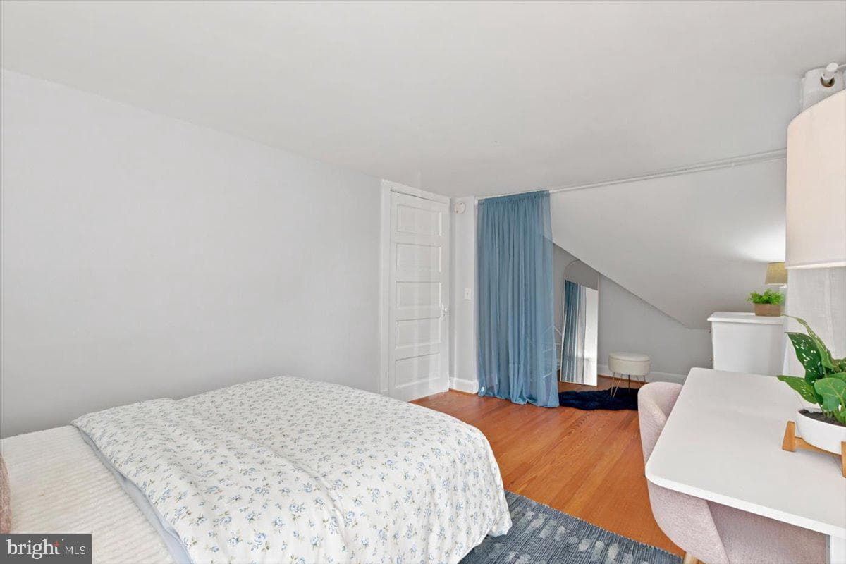 2800 S Arlington Ridge Road photo 32