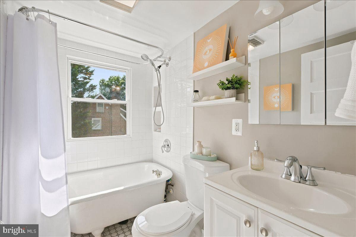 2800 S Arlington Ridge Road photo 33