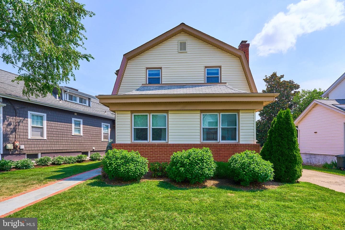 255 N Bryan Street, Arlington