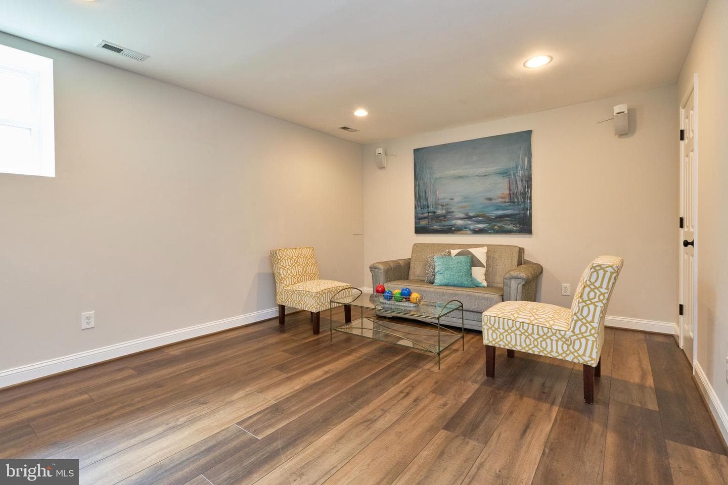 255 N Bryan Street photo 23