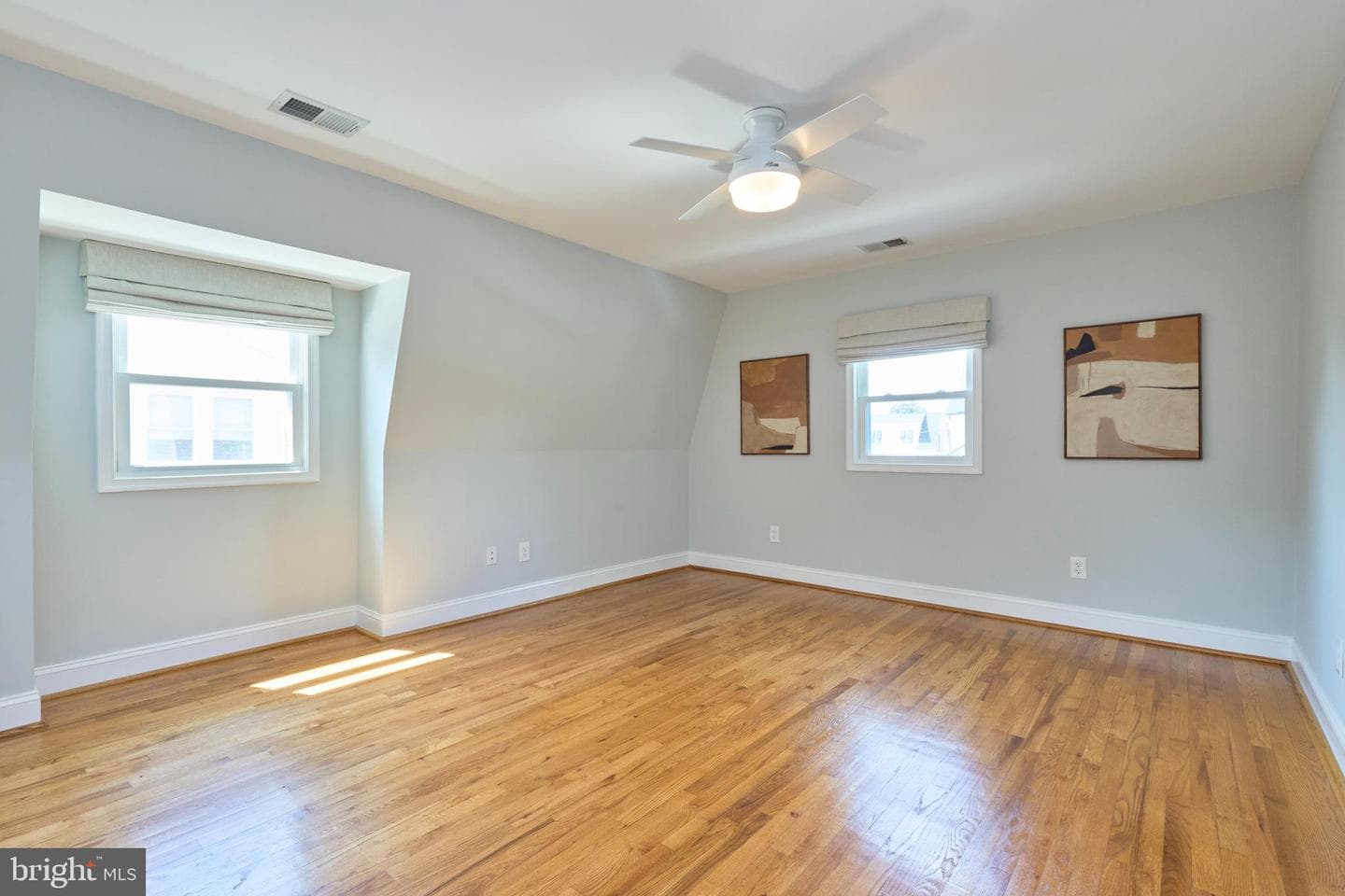 255 N Bryan Street photo 30