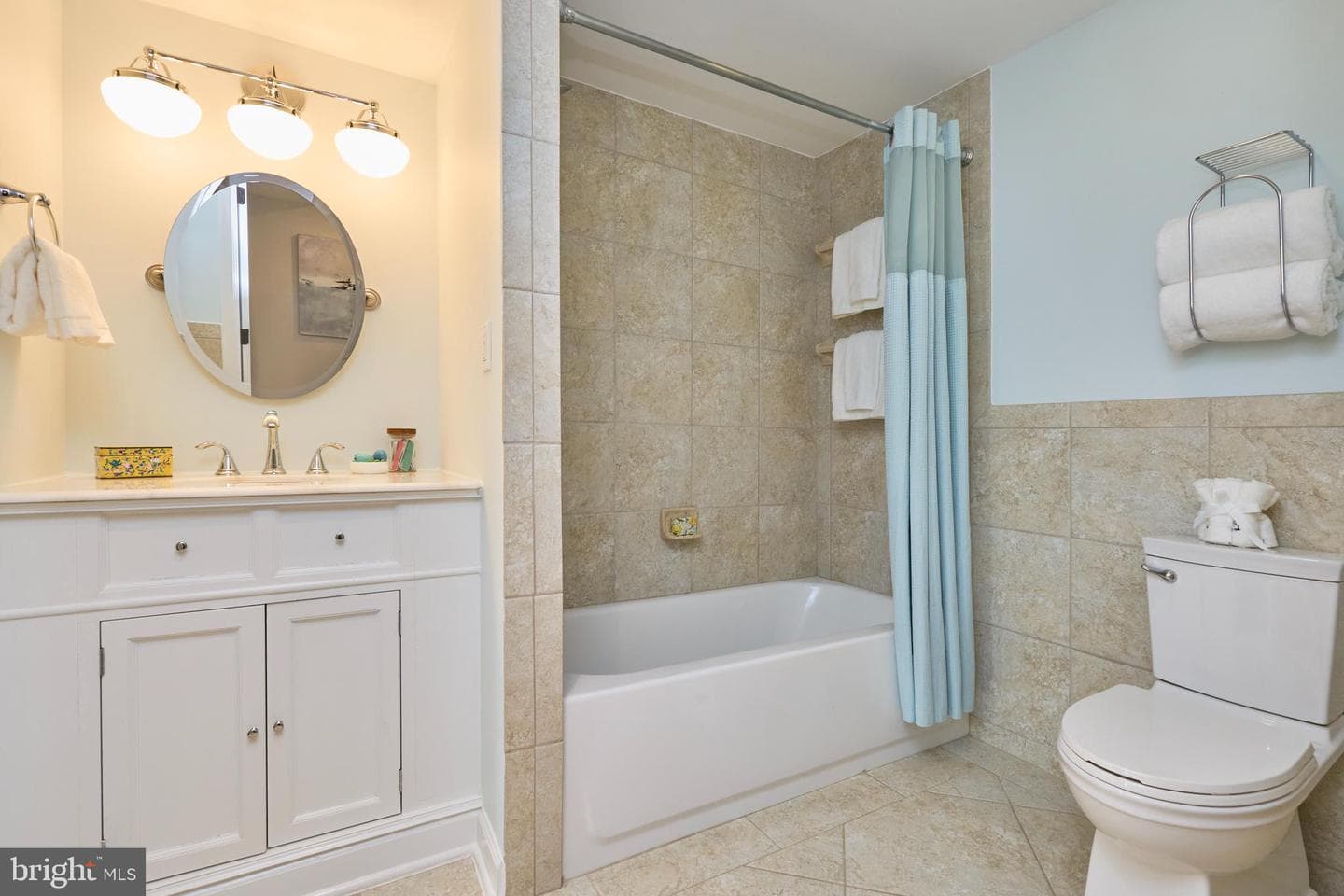 255 N Bryan Street photo 44
