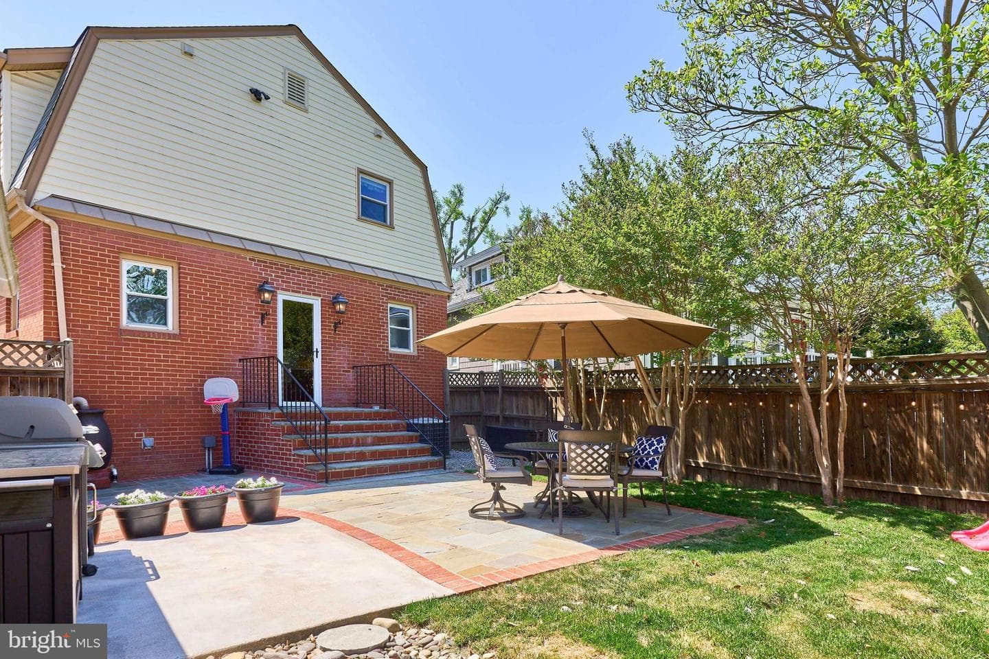 255 N Bryan Street photo 49