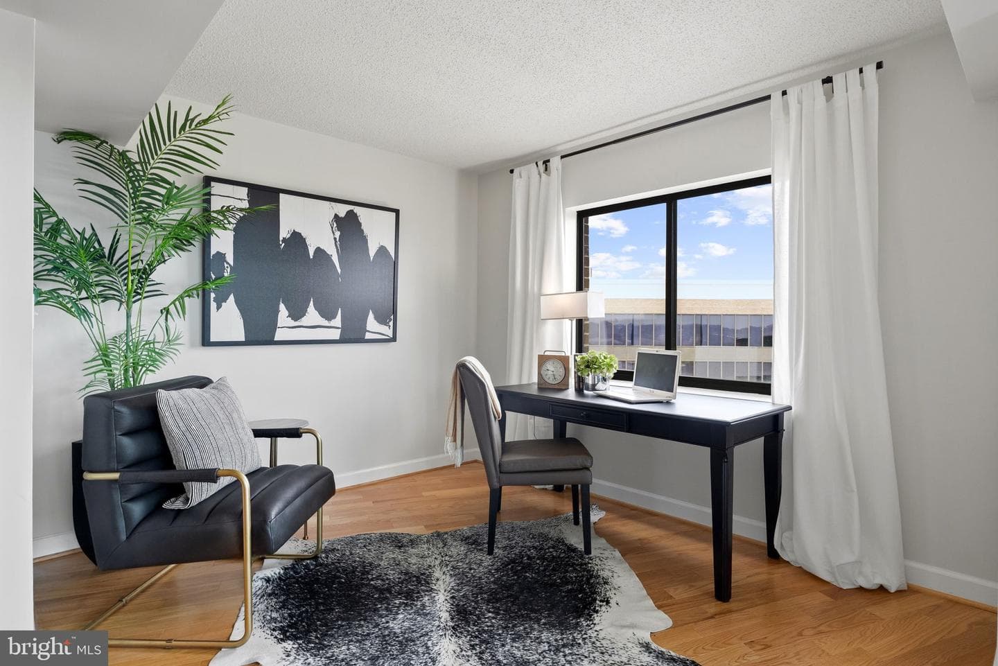 1600 N Oak Street #1812 photo 26