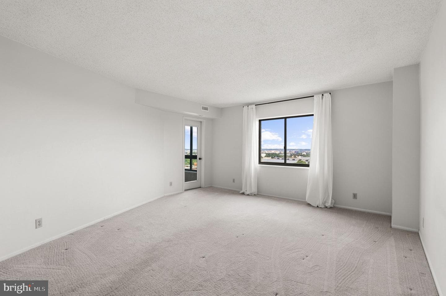 1600 N Oak Street #1812 photo 51