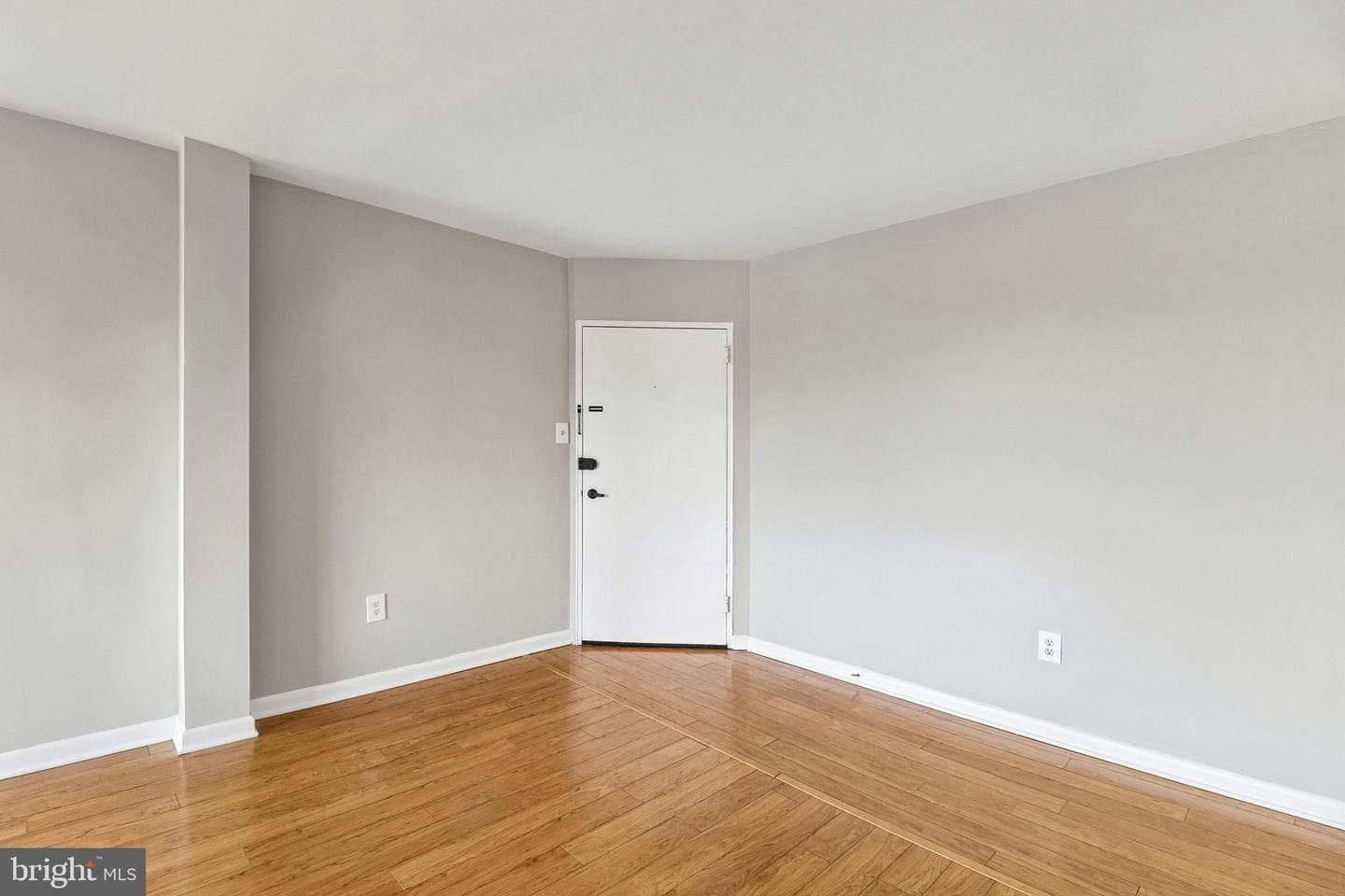 1830 Columbia Pike #306 photo 7