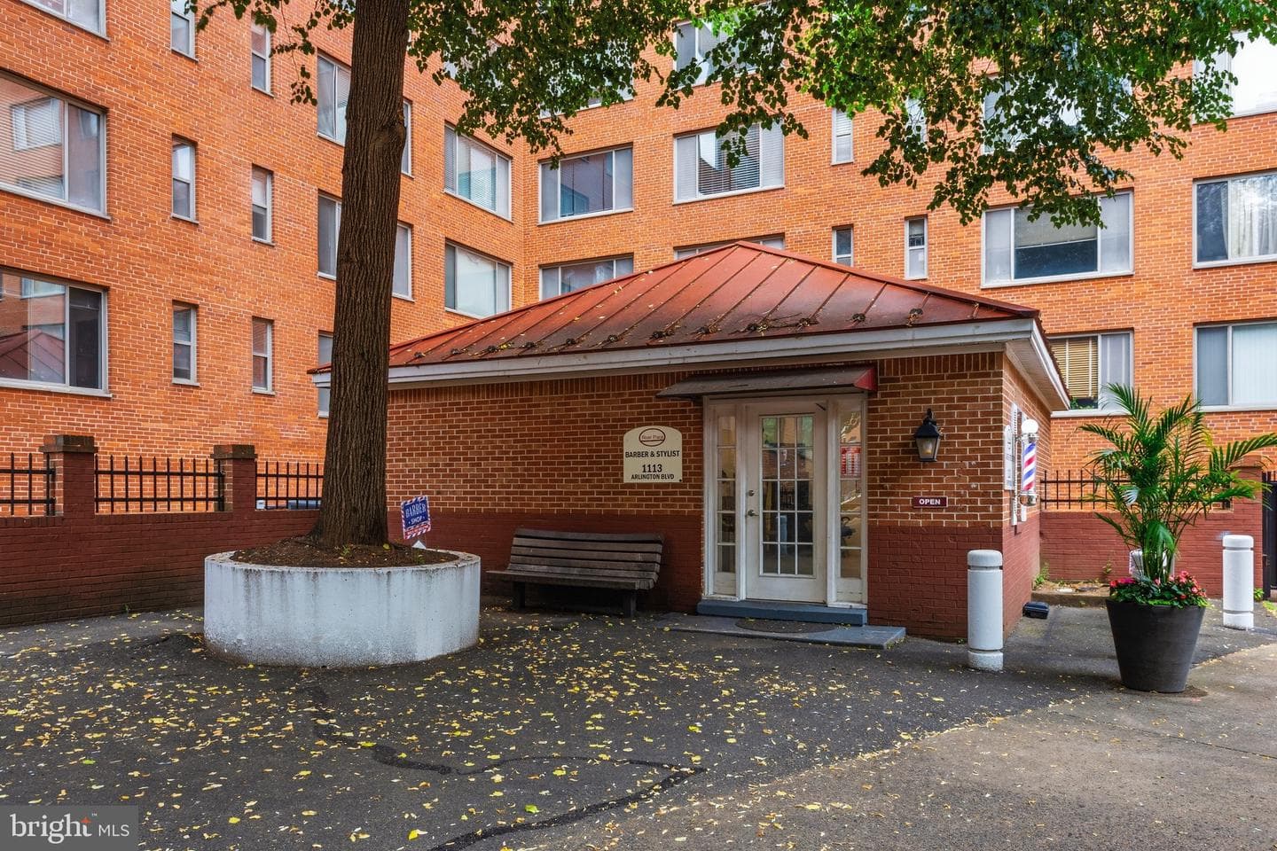 1011 Arlington Boulevard #707 photo 20