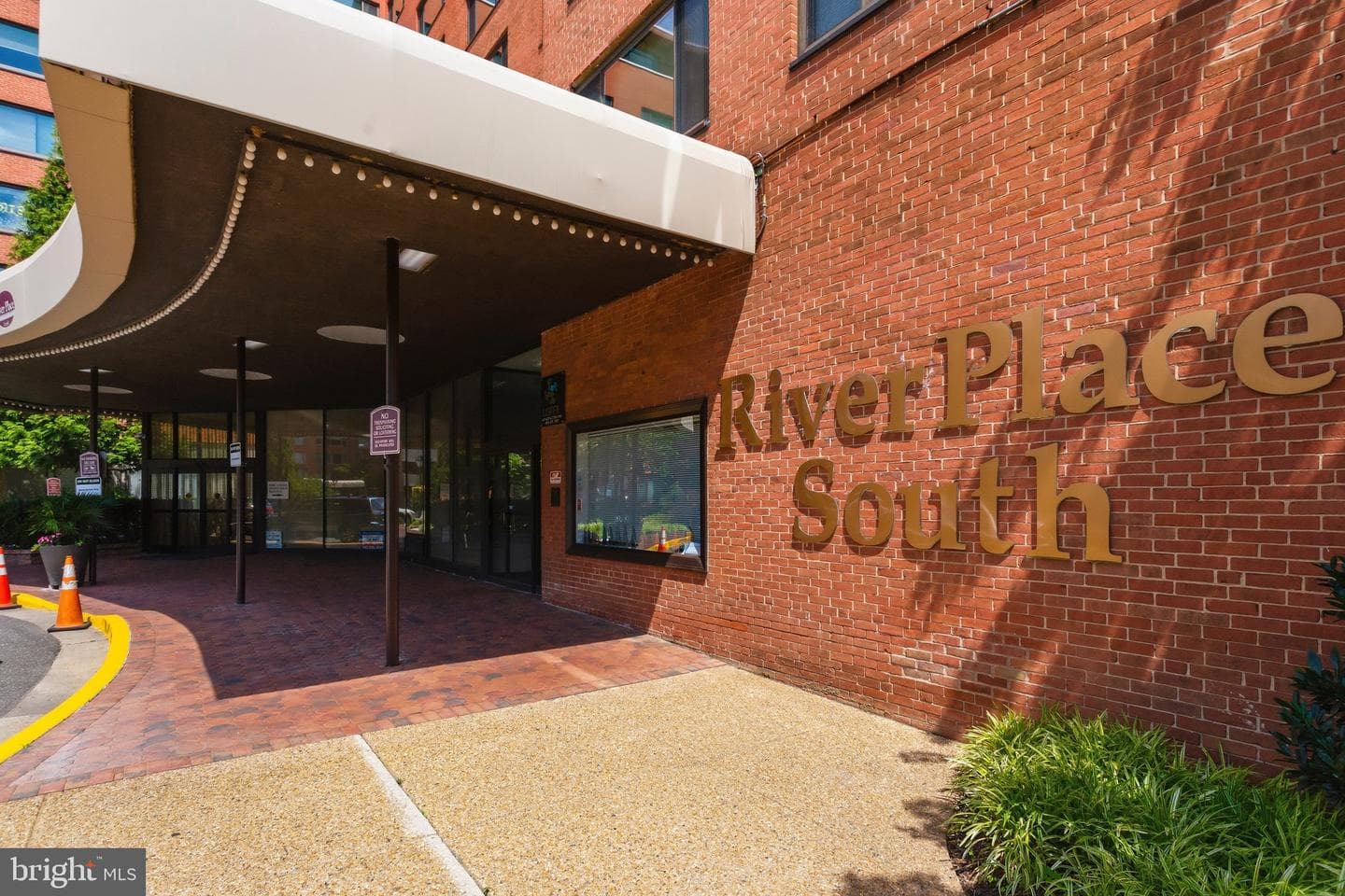 1011 Arlington Boulevard #707 photo 33