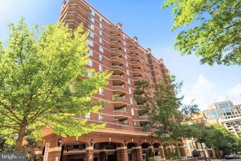 1276 N Wayne Street #1000, Arlington