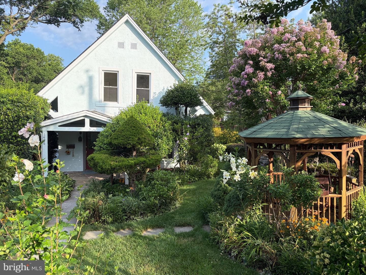 1406 N Nicholas Street, Arlington