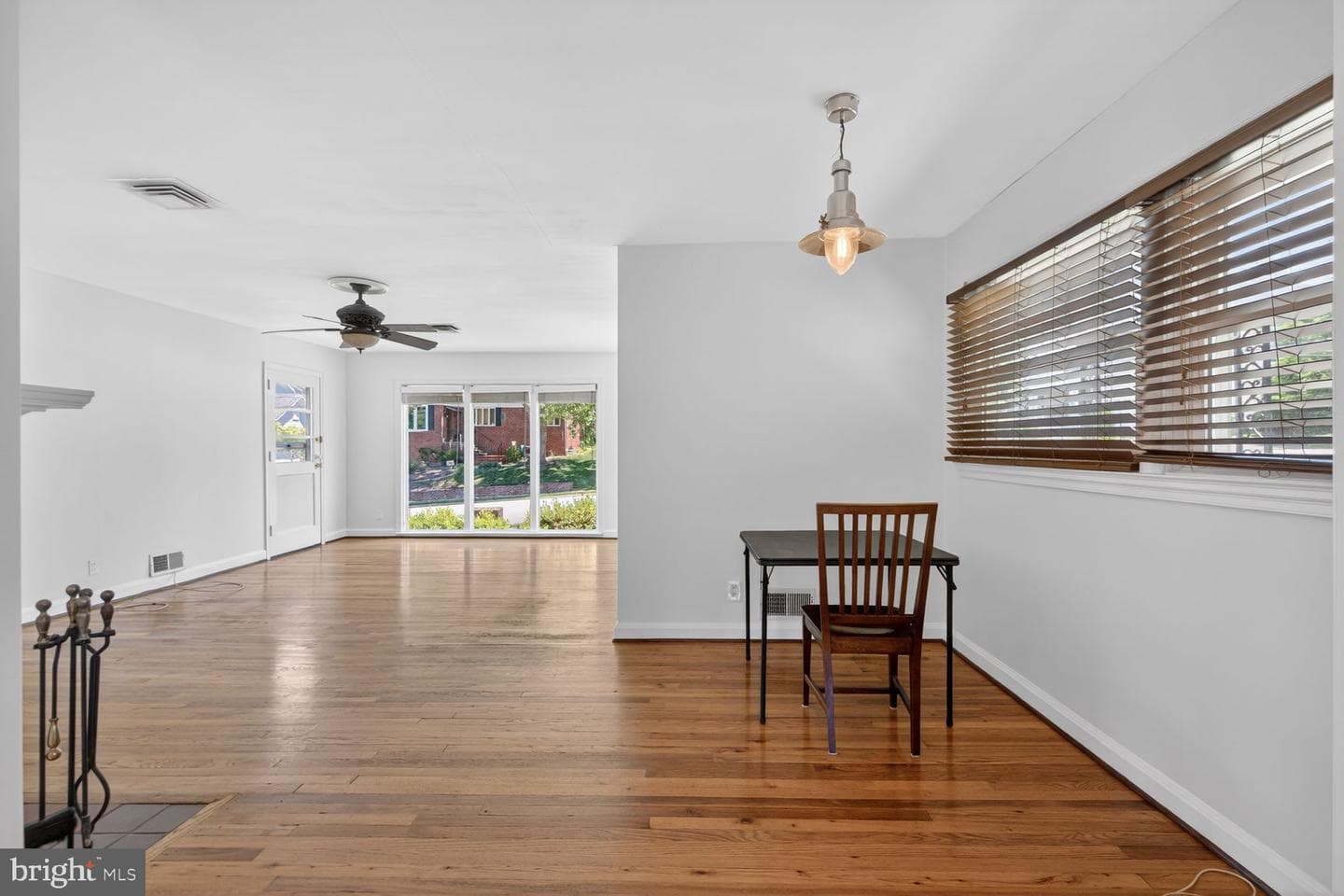 2426 N Nottingham Street photo 11