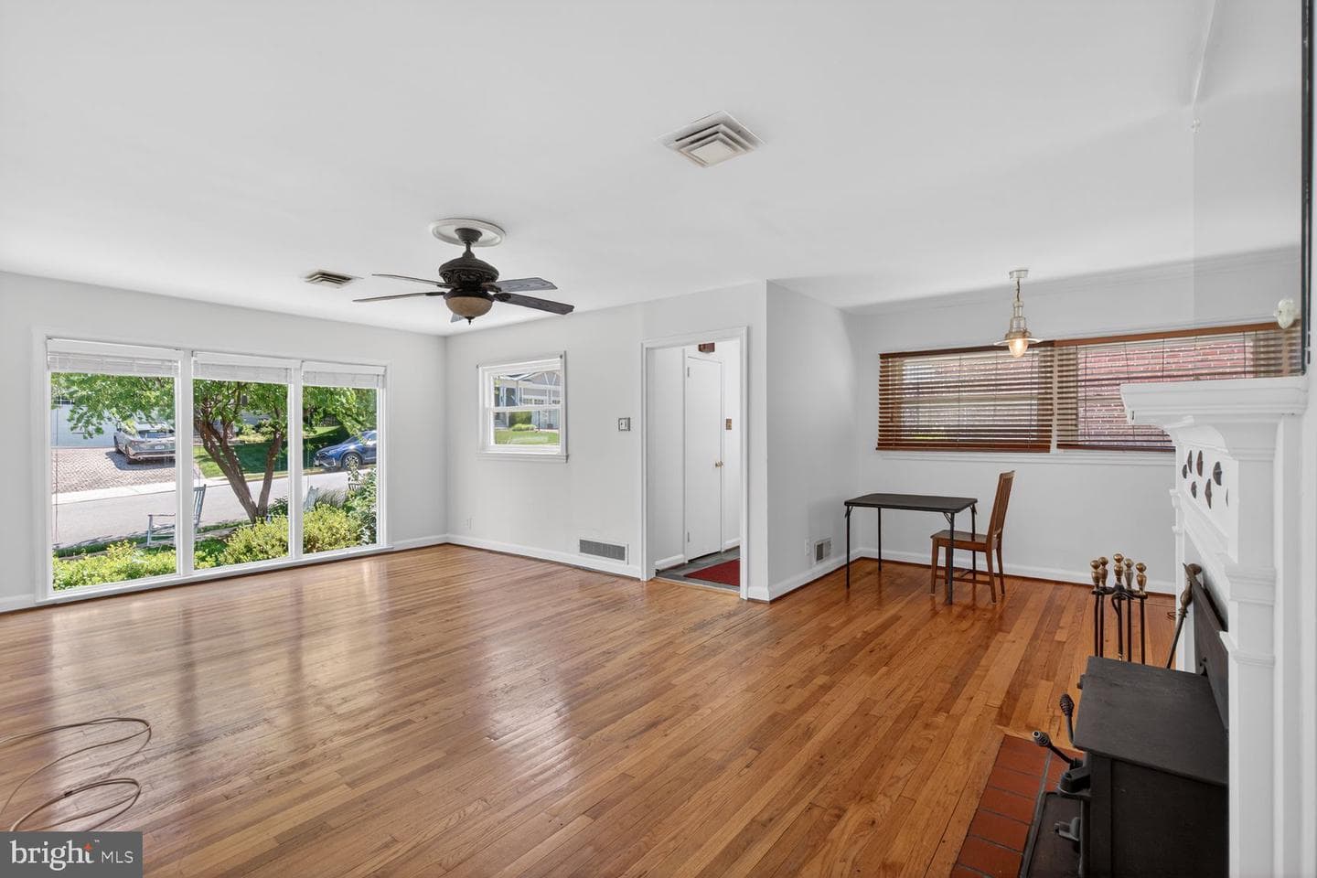 2426 N Nottingham Street photo 8