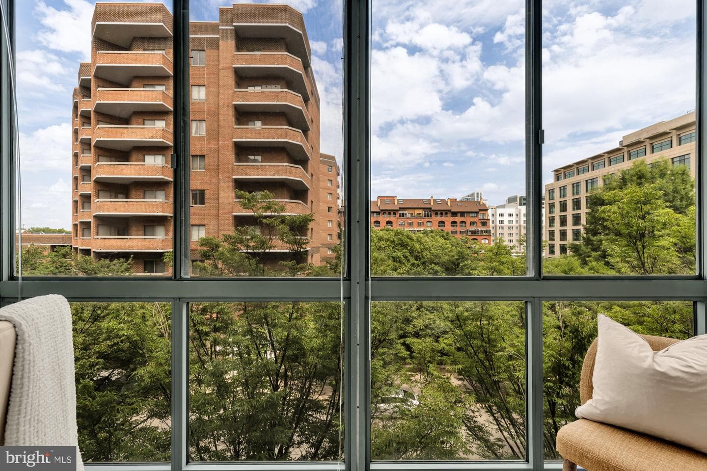 1050 N Taylor Street #404, Arlington