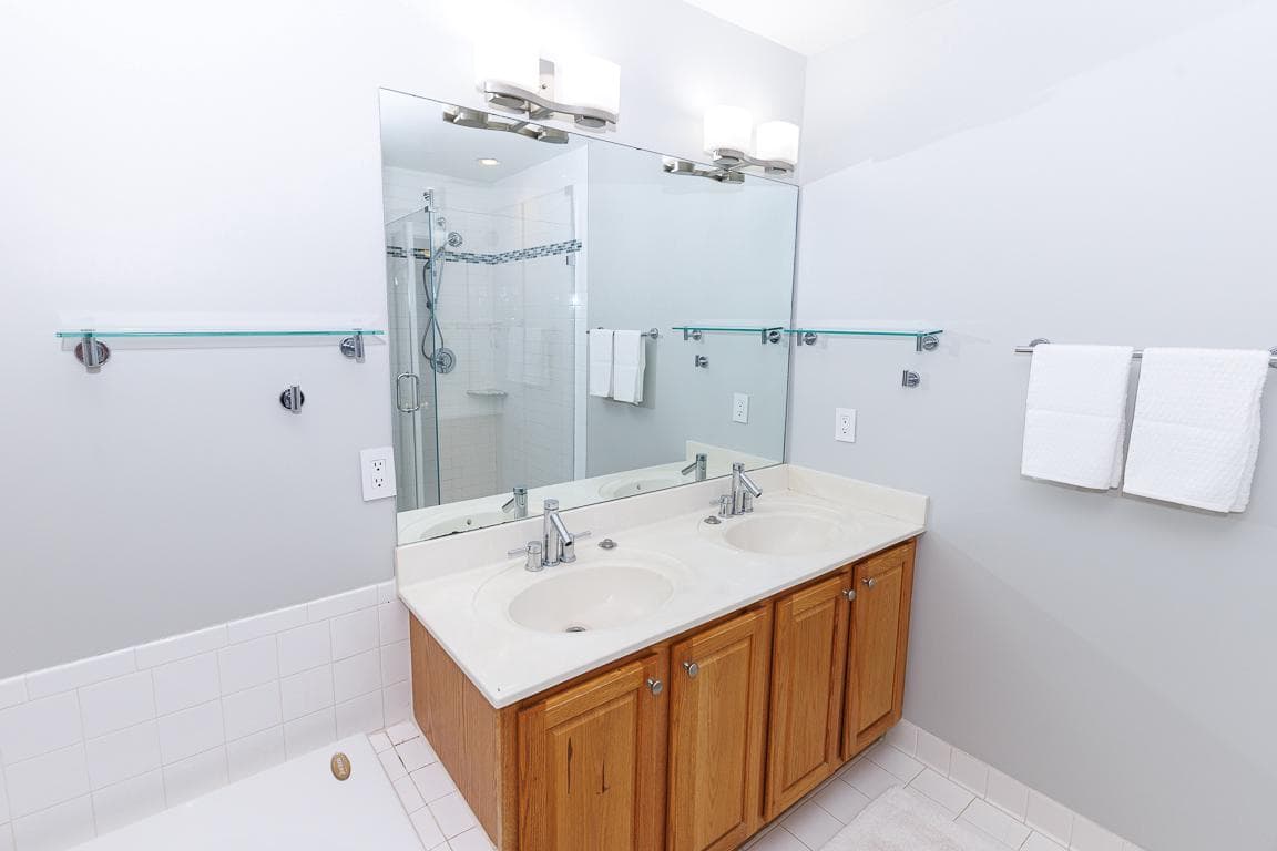 504 N Thomas Street #j photo 37