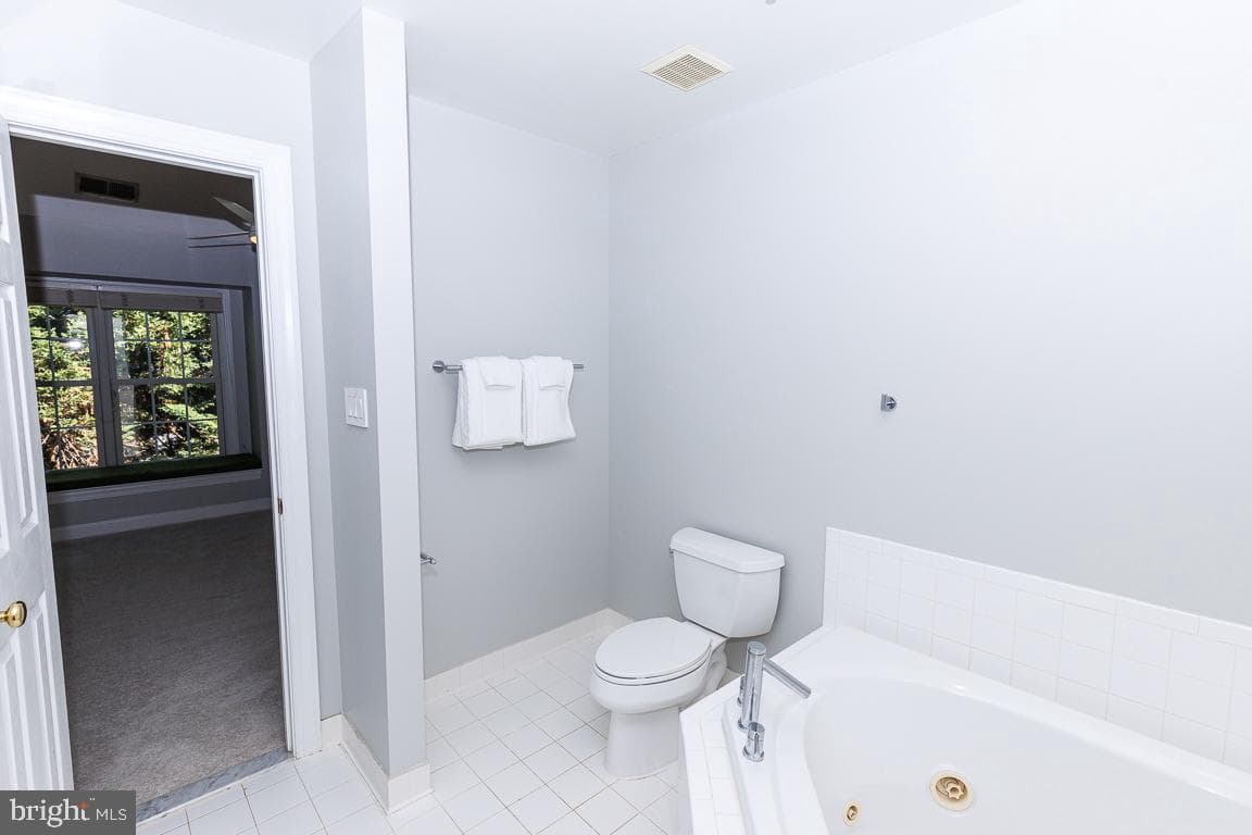 504 N Thomas Street #j photo 38