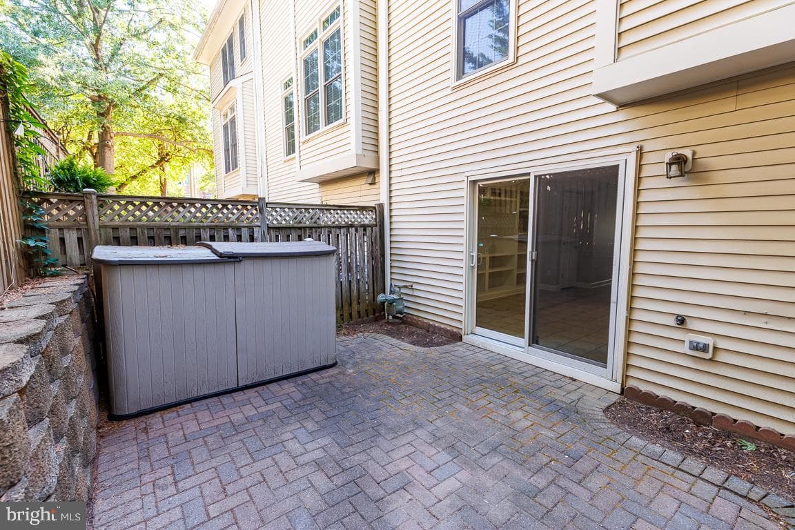504 N Thomas Street #j photo 57