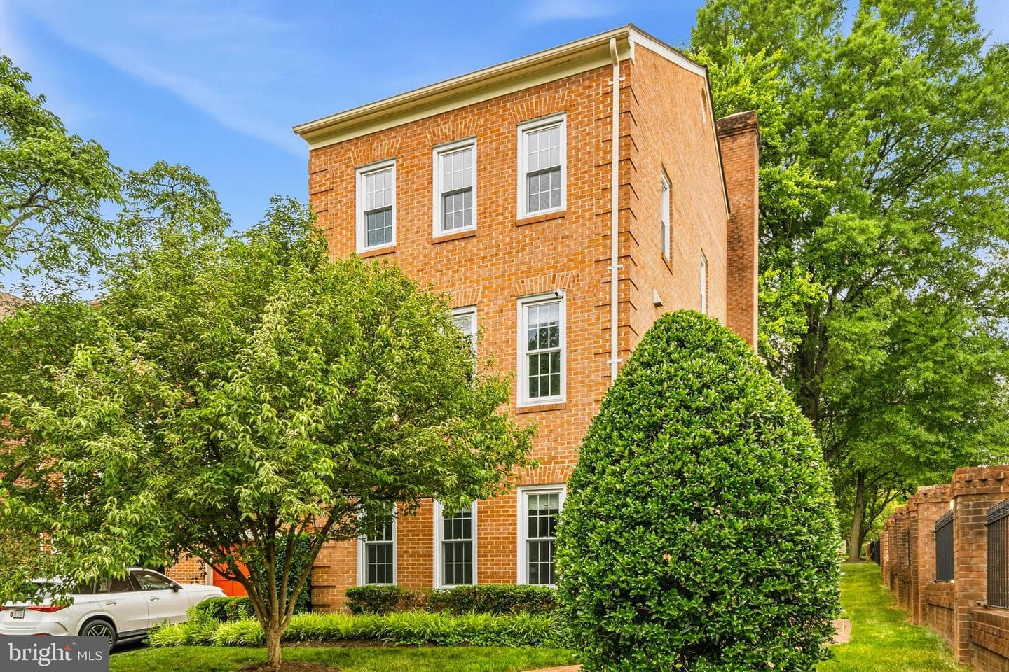 20 S Montana Street, Arlington